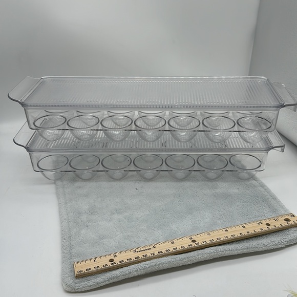 14-Count Clear Acrylic Egg Holder/Organizer w/lids & Handles 2-pack Holds 28eggs - Picture 3 of 7